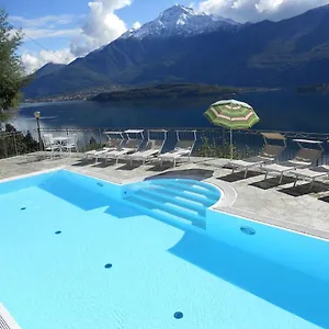 Wonderful Flat With Swimming Pool Lift And Garden Appartement